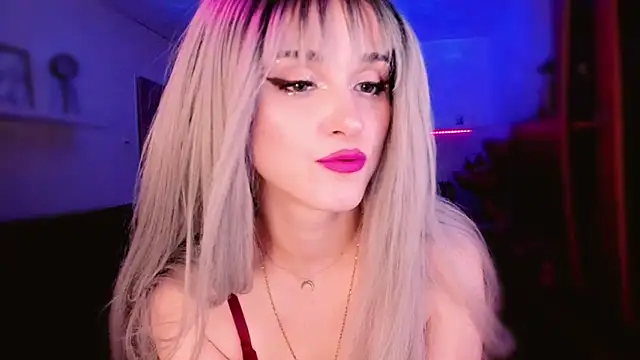 MistressJolie online show from May 5, 2026, 3:36 am