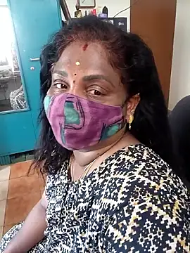 Tamil Kavitha10 online show from April 28, 2026, 4:50 am