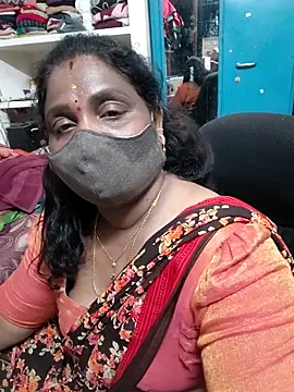 Tamil Kavitha10 online show from May 7, 2026, 9:42 pm