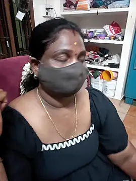 Tamil Kavitha10 online show from June 3, 2026, 2:33 pm