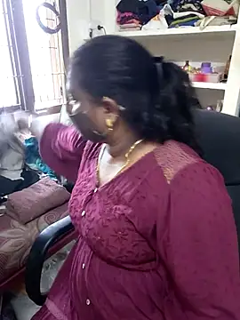 Tamil Kavitha10 online show from July 15, 2026, 1:11 am
