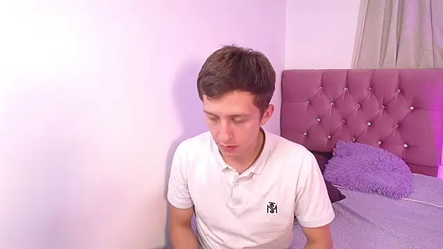 mae nathan  online show from July 17, 2026, 12:06 am