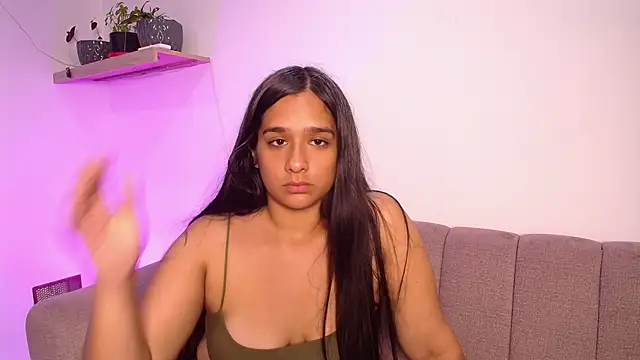 mae nathan  online show from July 25, 2026, 11:02 pm