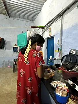 umashreetamil online show from June 14, 2026, 2:09 am
