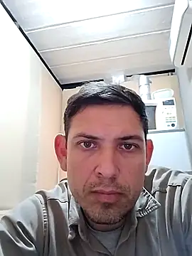 Az-09Ga online show from June 4, 2026, 12:33 pm