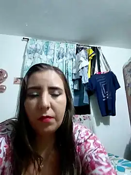 isabella lovem online show from July 12, 2026, 12:12 am