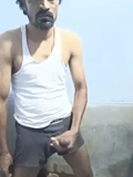 Mr xxx007xh online show from August 4, 2026, 11:40 pm