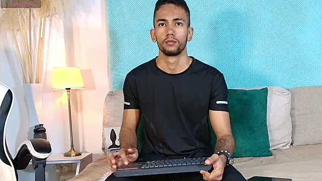 MaicolParker  online show from July 2, 2026, 12:44 pm