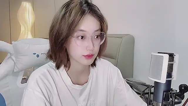 Snapshot of Naiyi-babe chatting on May 28, 2026, 4:26 pm Naiyi-babe online show from May 28, 2026, 4:26 pm