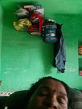 Snapshot of Manavi_x chatting on July 7, 2026, 8:18 am Manavi x online show from July 7, 2026, 8:18 am