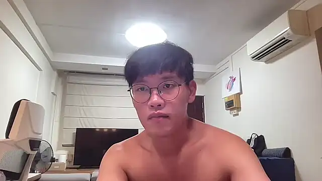 Passionatetwink2 online show from July 17, 2026, 10:55 am