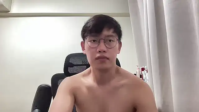 Passionatetwink2 online show from July 23, 2026, 11:08 am