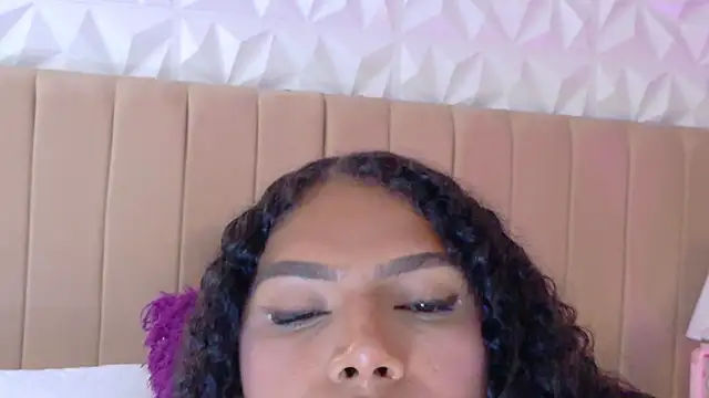bunny nicolle online show from July 7, 2026, 7:18 pm