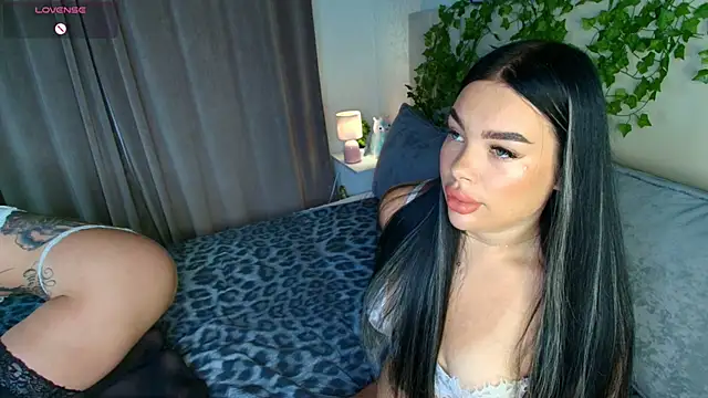 katerine Monroe online show from June 18, 2026, 7:19 am