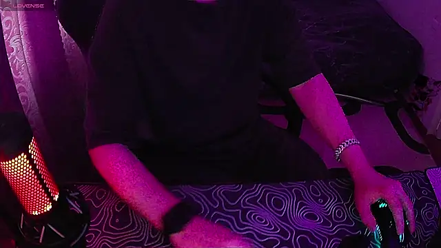 xXxHARDPORNxXx online show from July 21, 2026, 6:05 am