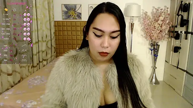 iamyourfantasyxx online show from June 5, 2026, 6:52 am