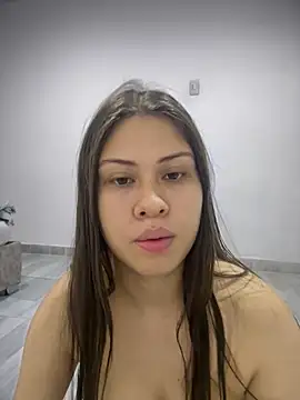 Layla fontainex x online show from July 17, 2026, 2:13 pm