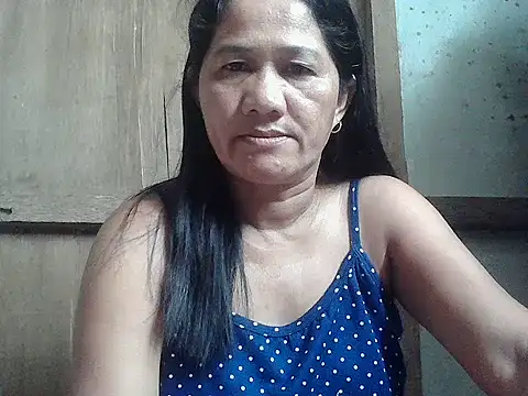 Snapshot of hotmama_063 chatting on July 10, 2026, 1:54 am hotmama 063 online show from July 10, 2026, 1:54 am