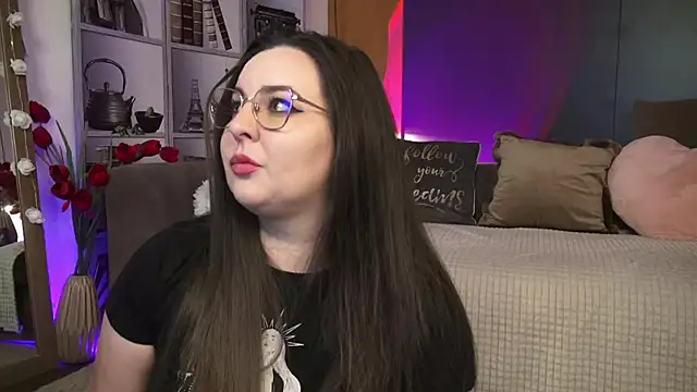 Snapshot of Mia_Swano chatting on May 24, 2026, 1:21 am Mia Swano online show from May 24, 2026, 1:21 am