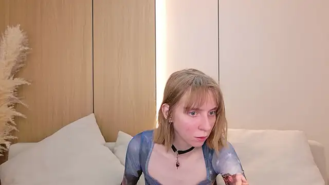 Beverly Gomes online show from July 23, 2026, 3:21 pm