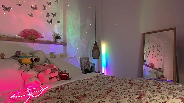 keirasworld online show from May 27, 2026, 12:07 am