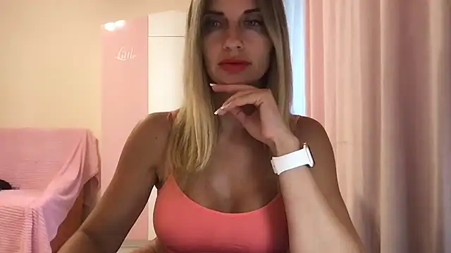 KarelliaStar online show from July 20, 2026, 5:15 pm