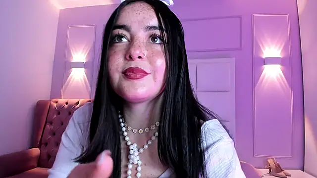 Ashleypetit online show from June 22, 2026, 12:24 pm