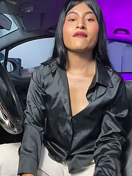 Michelle Narvaez online show from June 30, 2026, 9:49 pm