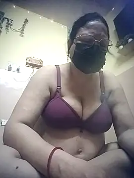 thehotlady online show from July 22, 2026, 3:53 am