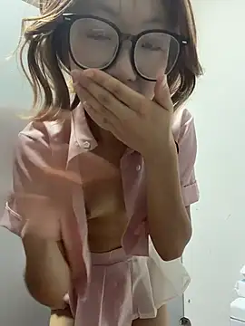 xiaomugouya online show from July 13, 2026, 5:54 am
