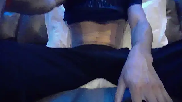 kinkyteenjt online show from July 18, 2026, 11:52 pm