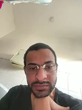 pauzudomoreno1 online show from July 19, 2026, 7:50 pm