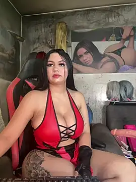 innocenttemplegirl online show from May 7, 2026, 9:31 pm