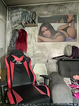 innocenttemplegirl online show from May 11, 2026, 11:46 pm