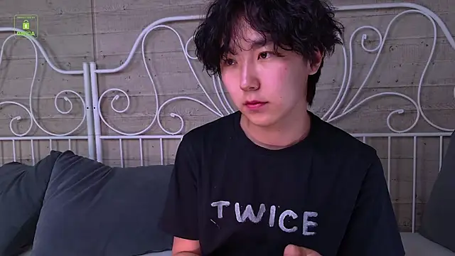 HeejinWang online show from July 26, 2026, 4:31 am