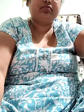 Mmm143 online show from July 10, 2026, 2:05 am