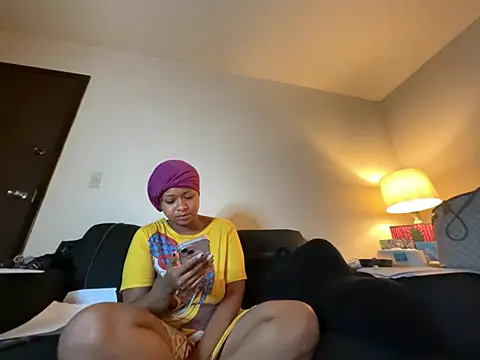 GoddessFatPuss online show from July 7, 2026, 6:16 am