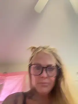 tattoobarbiexox online show from October 2, 2025, 2:57 pm