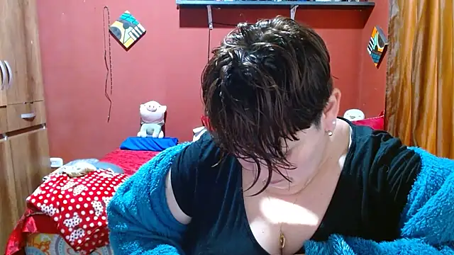 Sasharosee2 online show from May 26, 2026, 1:18 pm