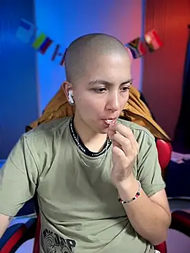 nicocoox online show from July 24, 2026, 9:24 pm