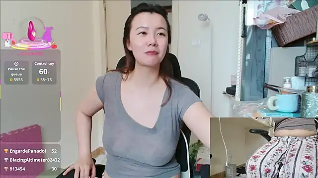 sallycui online show from June 18, 2026, 1:06 am