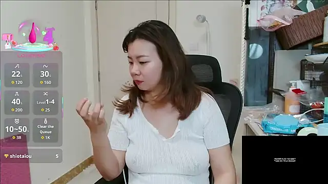 sallycui online show from June 18, 2026, 10:25 pm