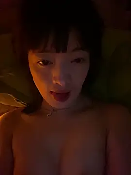 Tramy xx online show from June 7, 2026, 10:52 am