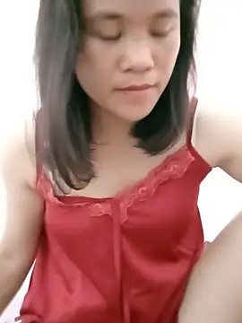 Snapshot of Norah-h chatting on August 5, 2026, 1:47 pm Norah-h online show from August 5, 2026, 1:47 pm