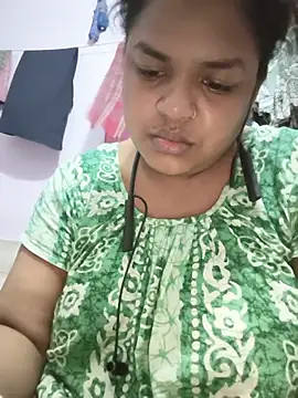 Deborbhavi222 online show from July 21, 2026, 6:10 pm