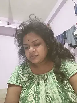 Deborbhavi222 online show from July 24, 2026, 6:06 pm