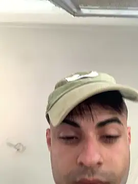 Eduardobednarskizn online show from August 9, 2026, 2:44 pm