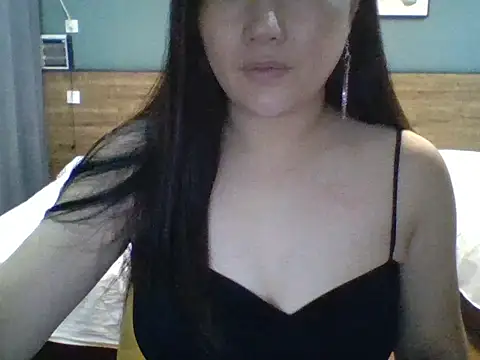 Snapshot of xiaoyizi chatting on September 27, 2025, 4:01 pm xiaoyizi online show from September 27, 2025, 4:01 pm