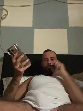 juan03065 online show from May 28, 2026, 12:02 pm