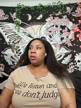 Snapshot of NeliaHexxen chatting on June 28, 2026, 9:32 pm NeliaHexxen online show from June 28, 2026, 9:32 pm